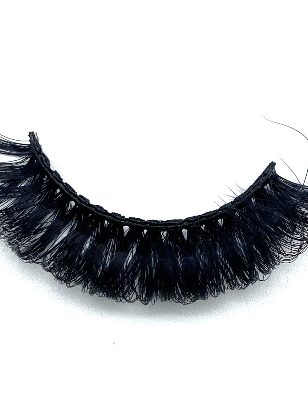 Magenta fluffy Russian D curl lash